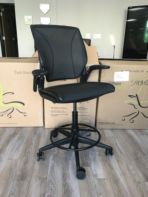 HumanScale Diffrient World Task Stool Chair Adjustable Arms Black Frame