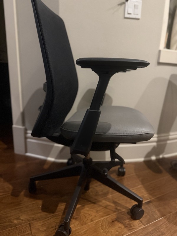 Haworth Soji Chair Black Frame, Light Grey Fabric, Desk Mesh, Lumbar Support gallery