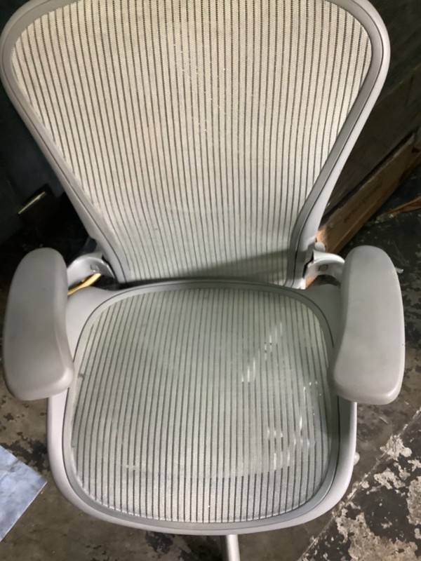 Herman Miller Aeron Titanium with Posturefit Size B