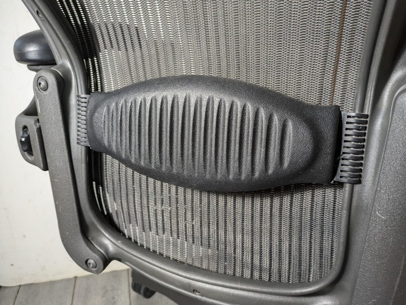 Herman Miller Aeron Office Chair - Size B - Vintage gallery