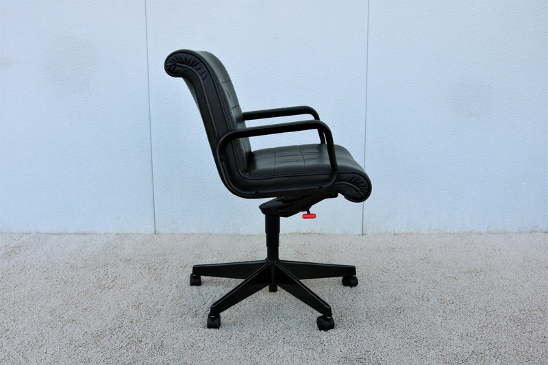 Contemporary Modern Richard Sapper for Knoll Sapper Management Ergonomic Chair gallery