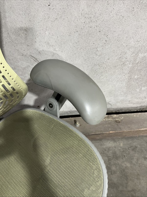 Herman Miller Mirra 2 Office Chair gallery