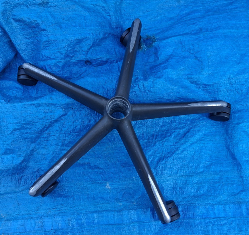 Herman Miller Aeron Classic Chair Base from size A Part # 165360 with Casters