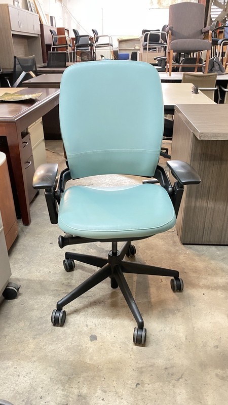 Steelcase leap V2 office chair