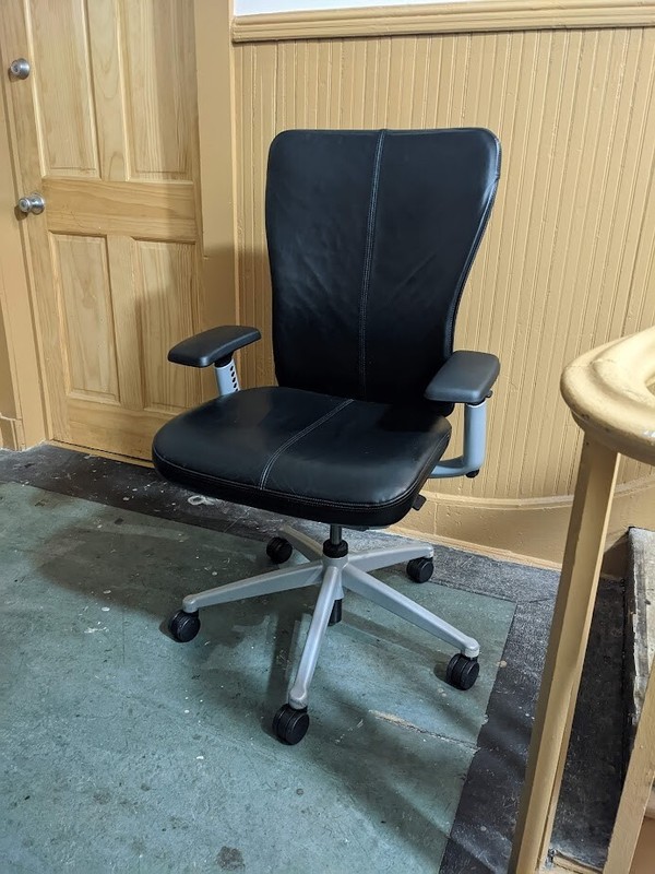 Haworth Zody Essential Leather Office Chair