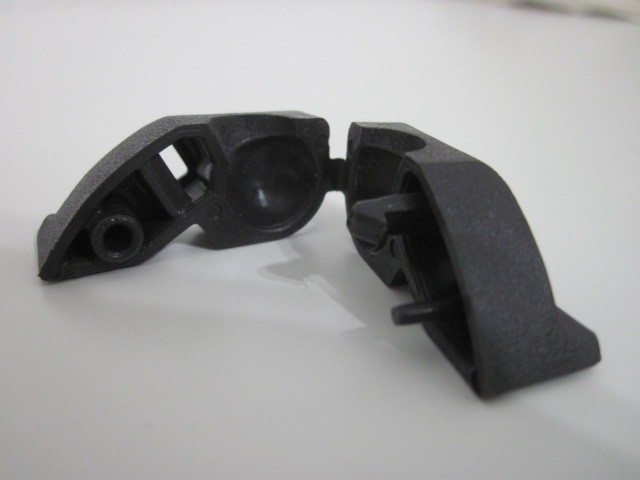 Herman Miller Mirra 2 Clip on round pin holds Seat to Arm Stem office chair M2-G