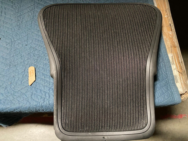 Damaged Herman Miller Aeron Large Size C Backrest Graphite Classic Carbon Mesh B