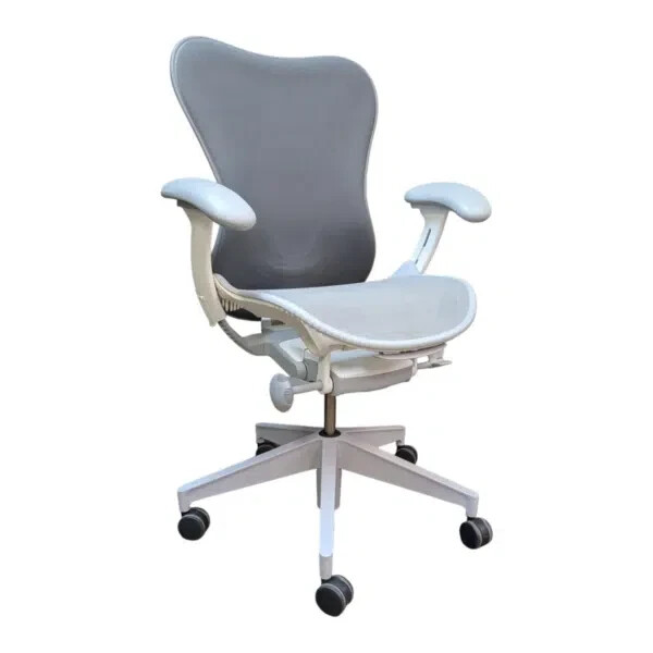 Herman Miller Mirra 2 Ergonomic Chair – Grey Mesh Back, Light Grey Mesh Seat gallery