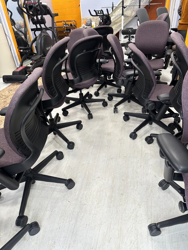 Steelcase V1 Ergonomic Chairs gallery