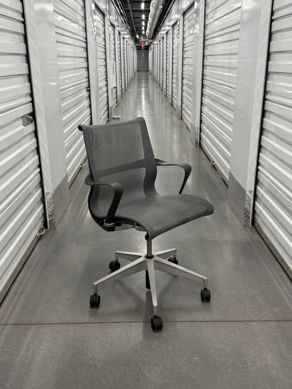 Herman Miller Setu | Graphite | Aluminum Base | 9.5/10 | Free Shipping gallery