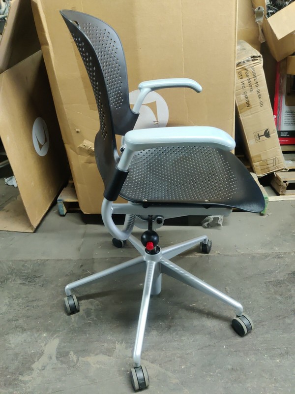 Herman Miller WC111 Caper Multipurpose Chair w/ Fixed Arms Black office desk gallery
