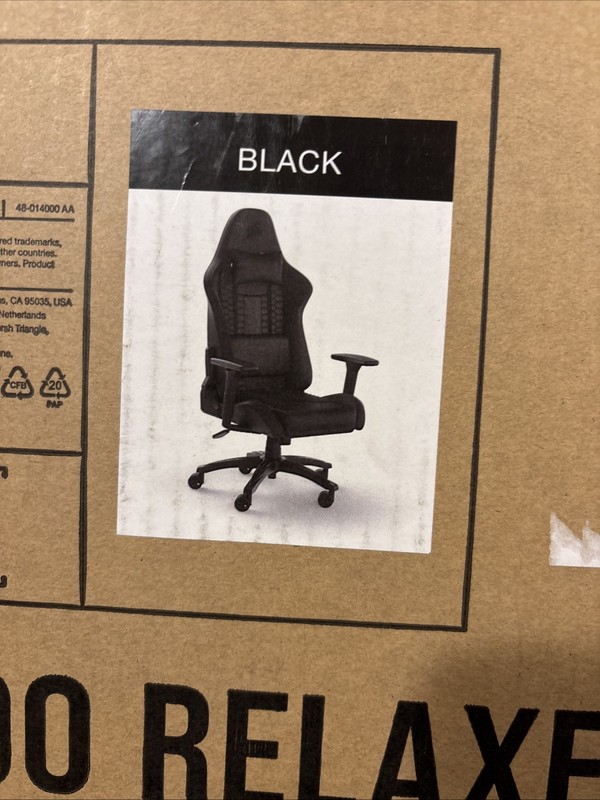Corsair TC100 Relaxed Gaming Chair Leatherette, Black