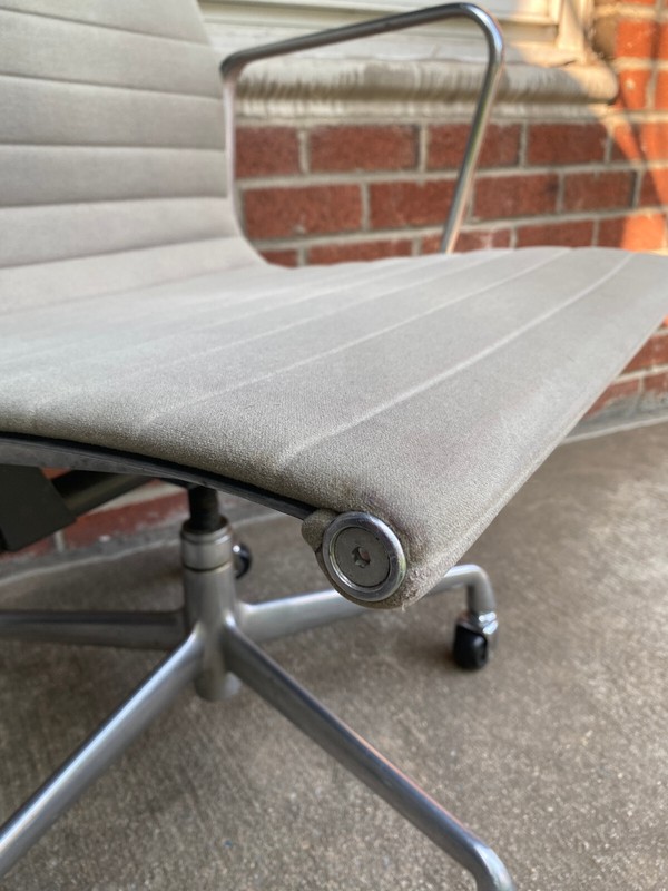 Herman Miller Eames Aluminum Group Chair in Grey Fabric, EA335 gallery