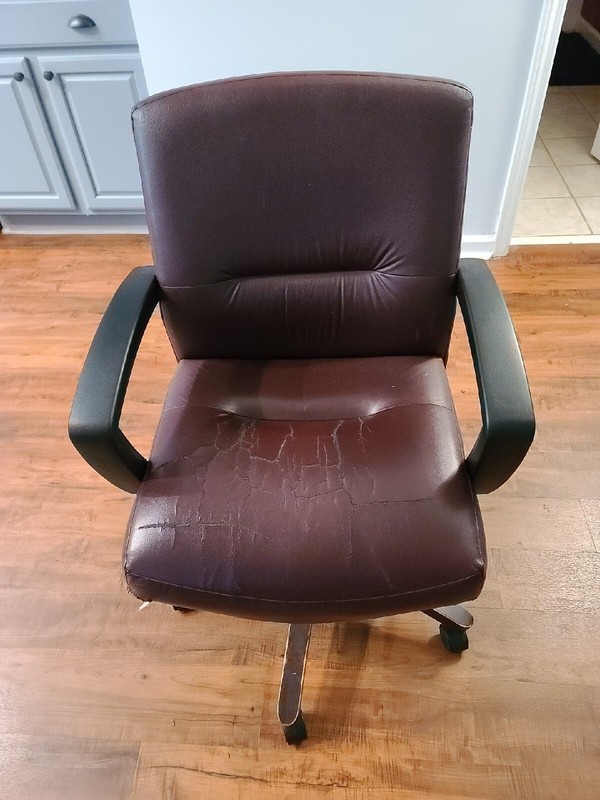Used office chair better for office and home use