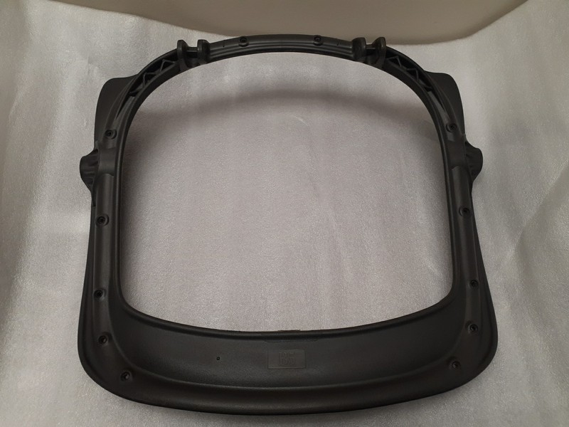 Herman Miller Classic Aeron Chair SeatFrame Size B - Frame Only gallery