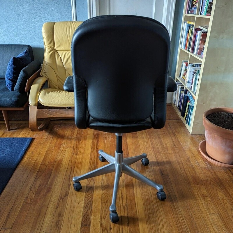 Vintage Herman Miller Equa Executive Desk Chair in Black Leather gallery