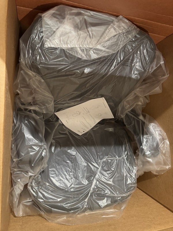 2026 Brand New Herman Miller Aeron Chair Size B with a headrest for free gallery