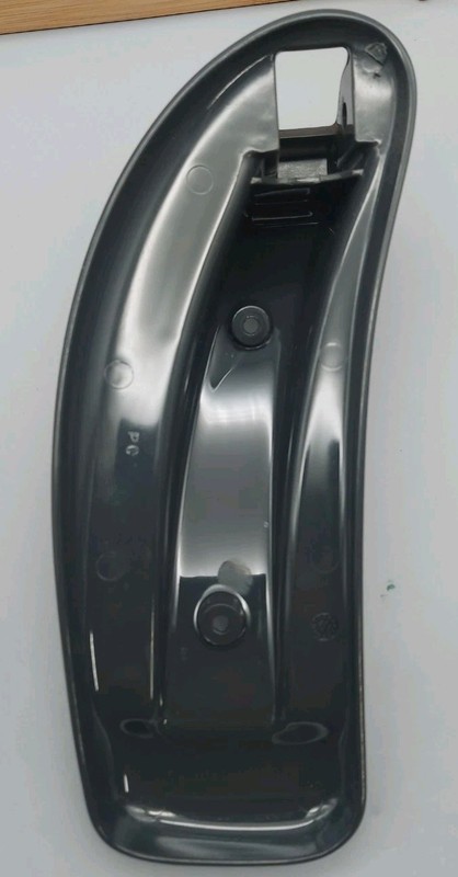 Humanscale Freedom Office Chair: Standard Arm Cup Right gallery