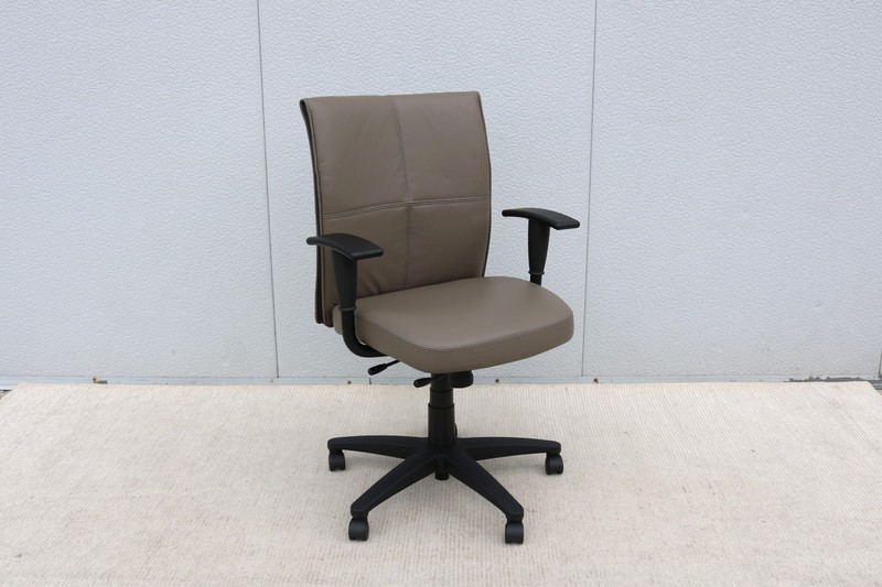 Steelcase Turnstone Jacket Ergonomic Executive Desk Chair in Taupe Leather, New