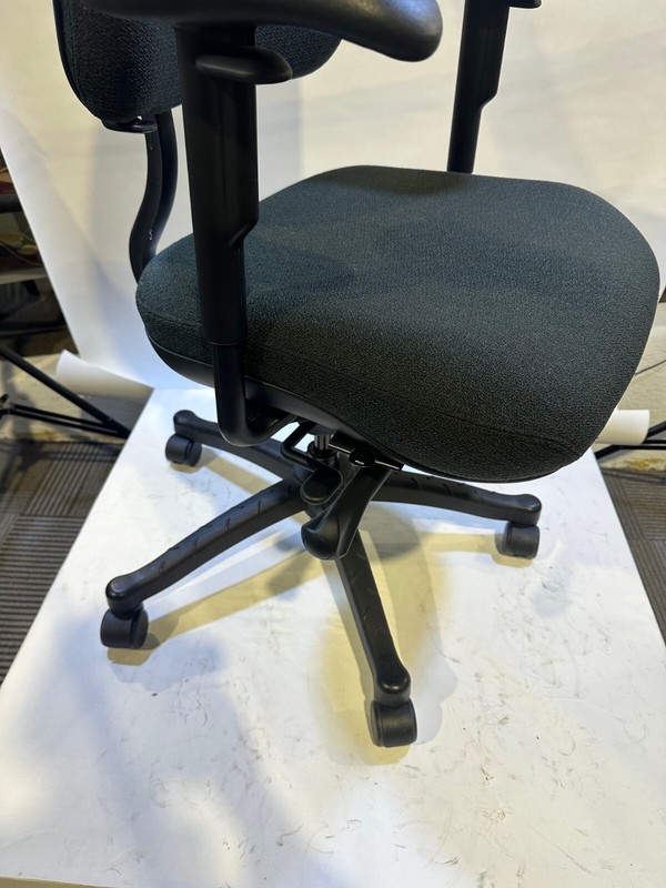 Knoll RPM Office Chair in Gray Fabric Finish gallery