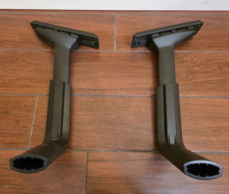 Steelcase Amia Chair 4 Way (4D) Adjustable Arm Rests Left and Right Pair
