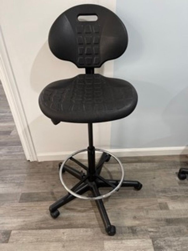 Bevco 07500B Polyurethane Task Chair, 19″ To 26-3/4″, No Arms, Black W/Casters