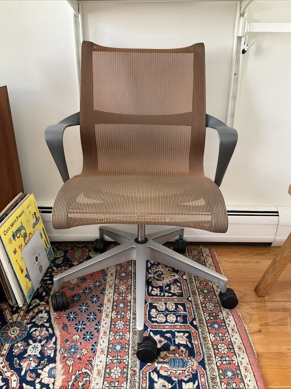 Herman Miller Setu Chair- Light Damage