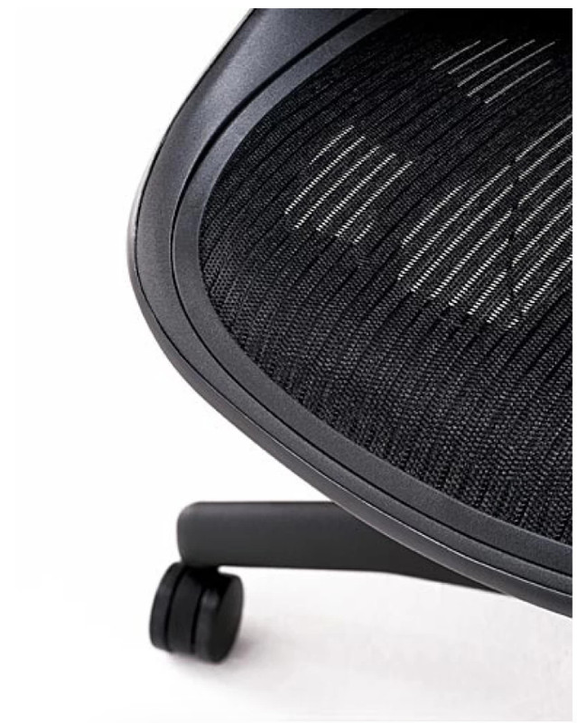 Herman Miller Aeron Office Chair – Black, ergonomic