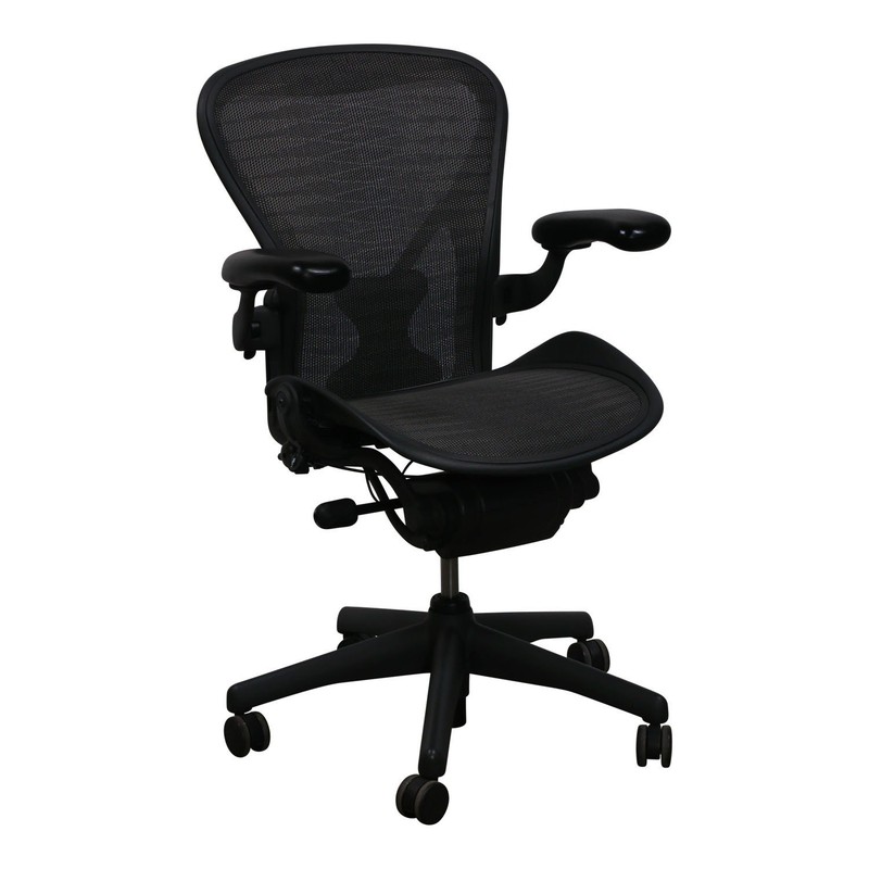 Herman Miller Aeron Size B PostureFit Black Gray Tuxedo Ergonomic Office Chair