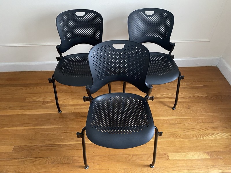 Herman Miller Caper Stacking Chairs — Set of 3 gallery