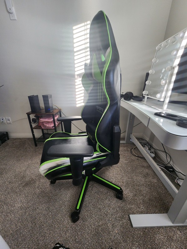 Monster Energy DXRacer Universe Series Craft Gaming Chair RARE! gallery