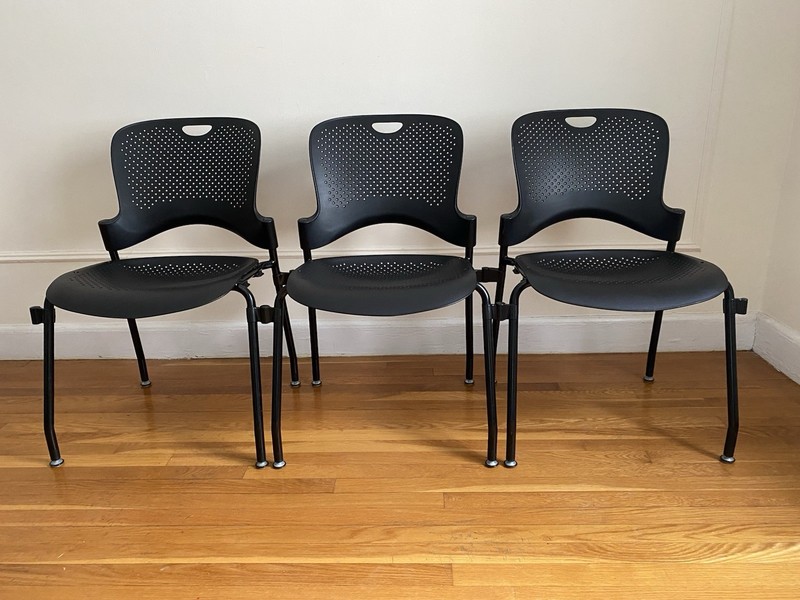 Herman Miller Caper Stacking Chairs — Set of 3 gallery