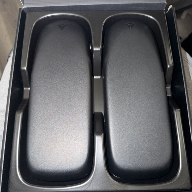 Secret Lab Titan Evo 2022 Series PU Foam Armrest Tops Black Left And Right