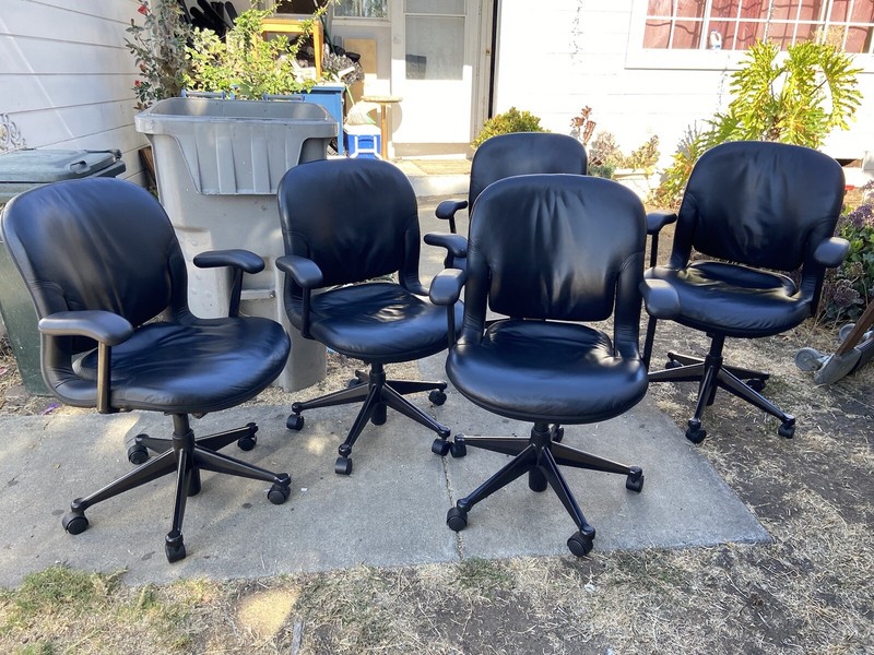Vintage Herman Miller Equa Leather Rolling Desk Chairs, Set Of 5.